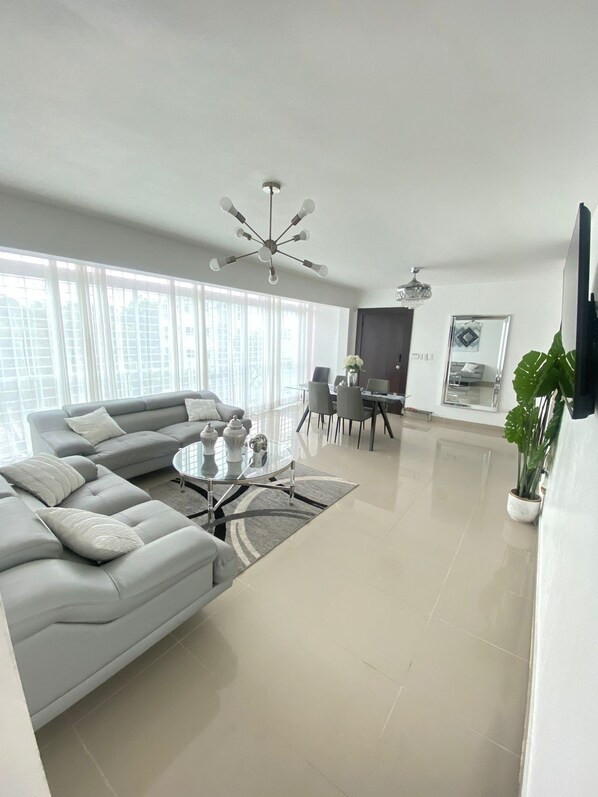 Living area - Beutiful apartment with pool (Santiago de los Caballeros)