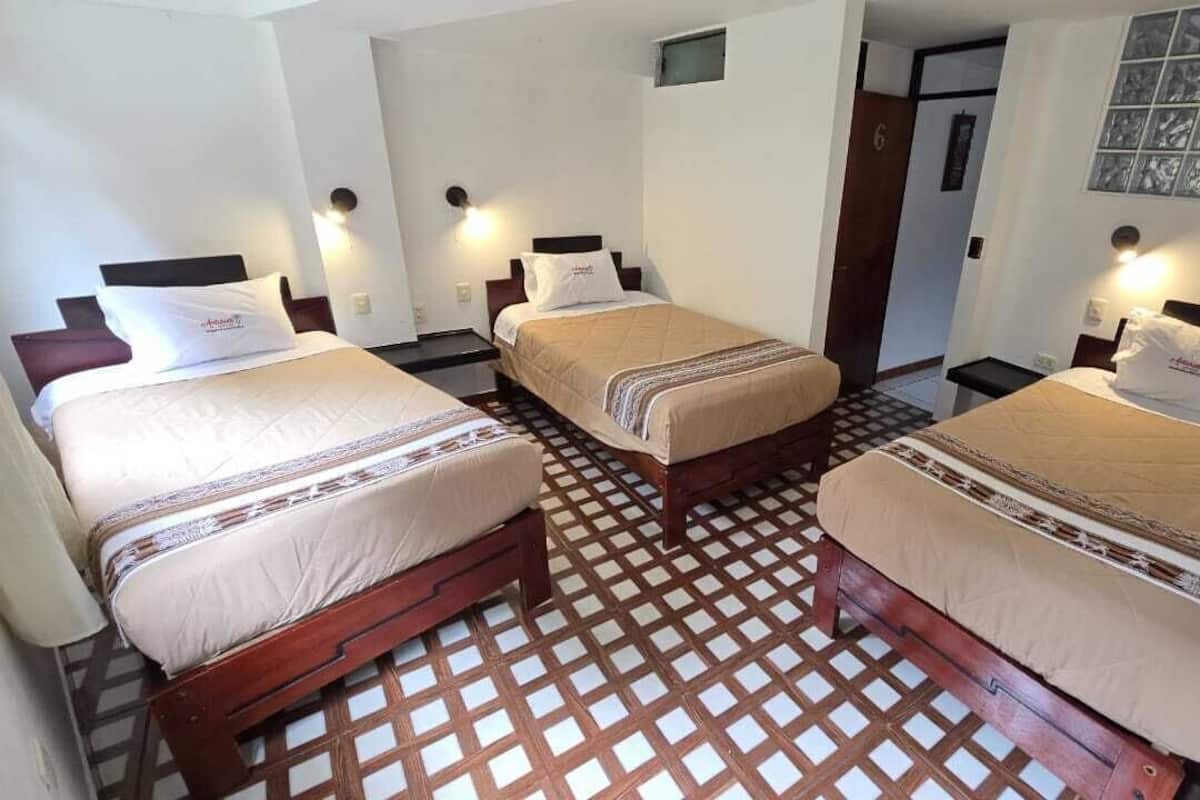 Family Triple Room | Free WiFi