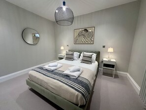 1 Schlafzimmer, Schreibtisch, Bügeleisen/Bügelbrett, kostenloses WLAN