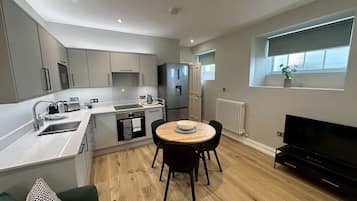 Fridge, microwave, oven, dishwasher