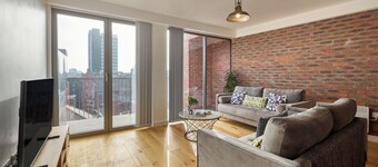 Finlays Yard by Veeve