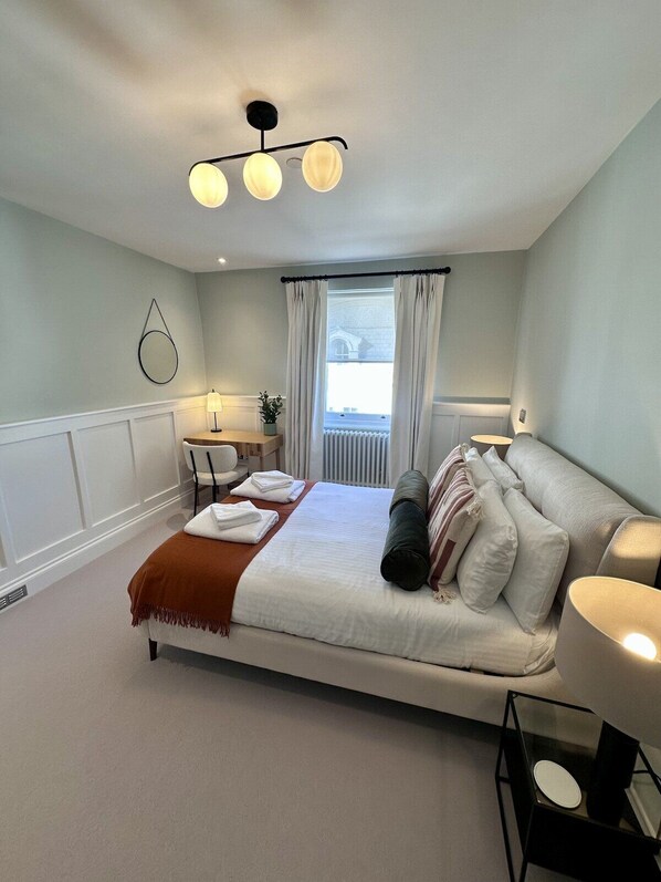 3 Schlafzimmer, Bügeleisen/Bügelbrett, WLAN, Bettwäsche