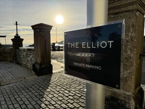 Exterior detail - Edenhurst By Pureserviced (Plymouth)