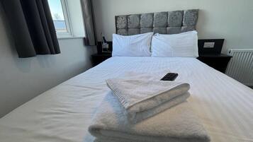 1 bedroom, iron/ironing board, WiFi