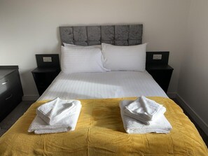 1 室のベッドルーム、WiFi