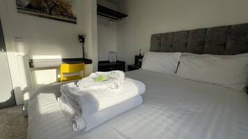 1 bedroom, iron/ironing board, WiFi