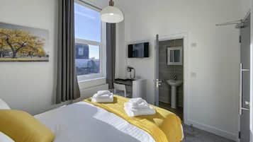 1 bedroom, iron/ironing board, WiFi