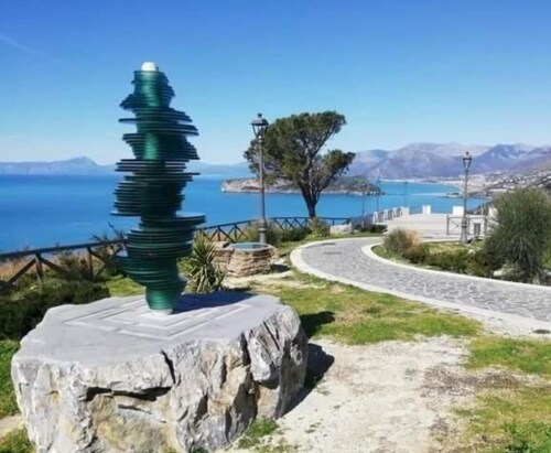 Villa Luna by the sea in Calabria