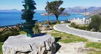 Villa Luna by the sea in Calabria