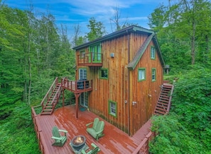 Terrace/patio - Colonels Cabin Sauna Fireplace Mountain Views (Lanesville)