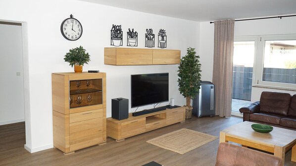 Living area - NEW | MODERN | HIGH QUALITY | APARTMENT in Ramstein | 5 minutes from RAB (Ramstein-Miesenbach)