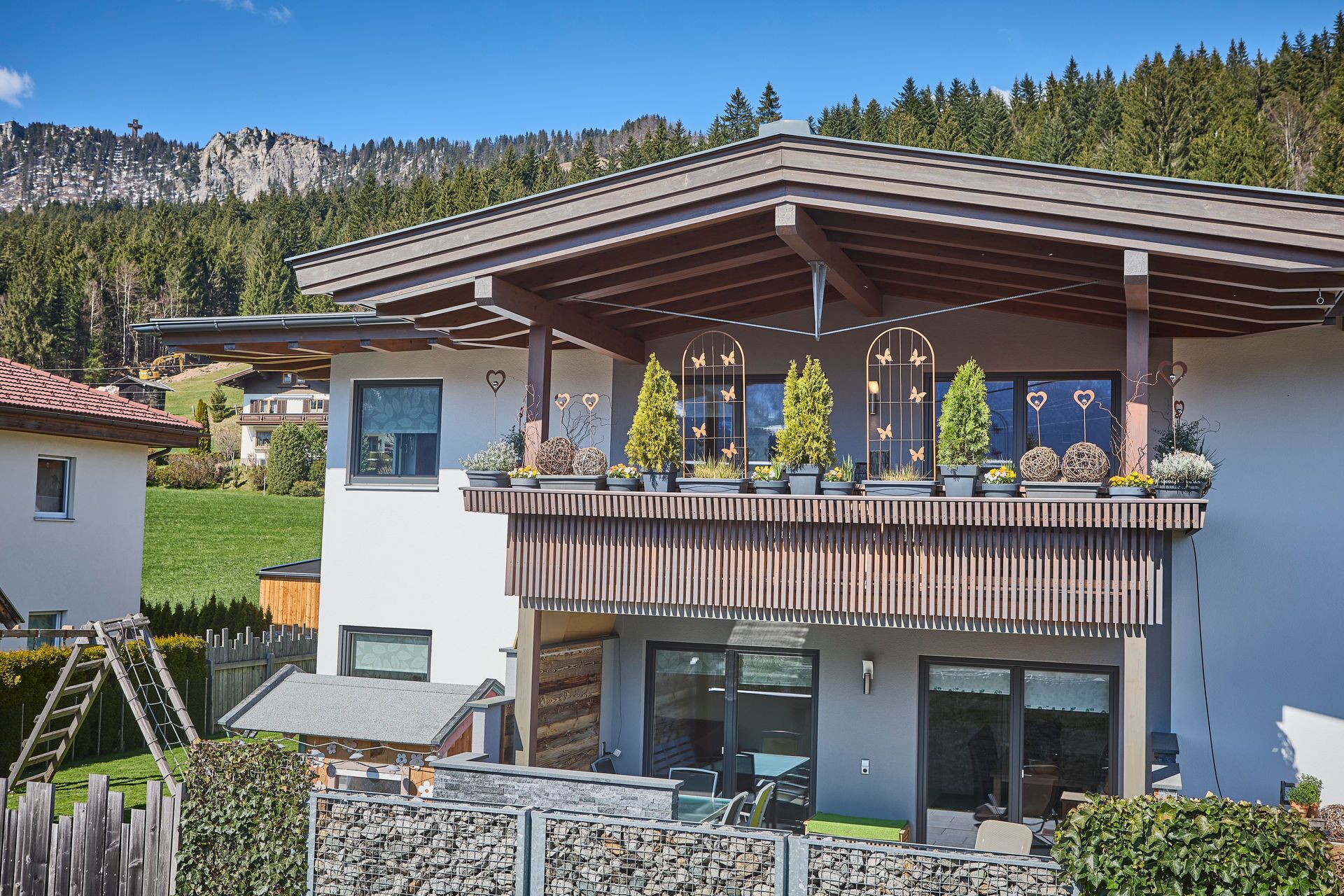 Mặt tiền nơi lưu trú