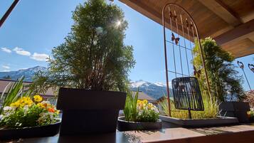 Comfort Apartment, 2 Bedrooms, Balcony, Mountain View | Balcony