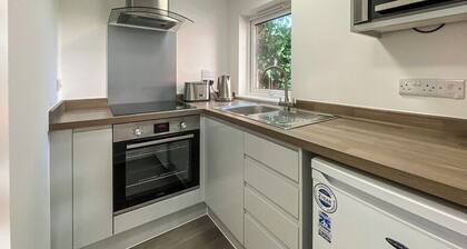 Luxury studio apartment by the station