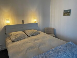 1 bedroom, iron/ironing board, free WiFi, bed sheets