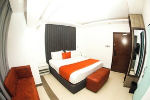 Deluxe Single Room
