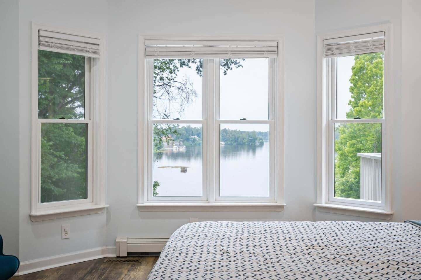 5 bedrooms, desk, iron/ironing board, free WiFi