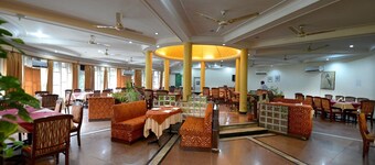 Tilyar Hotel And Resort