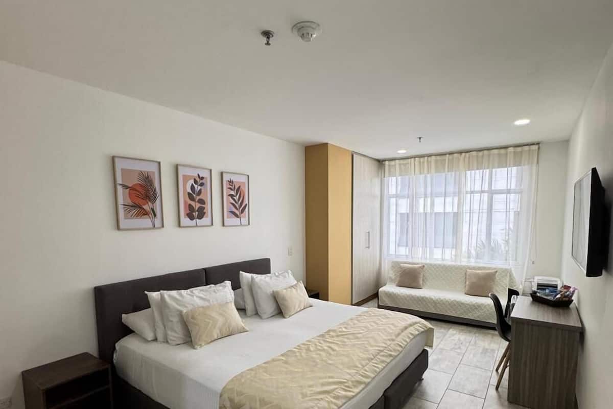 Comfort Triple Room
