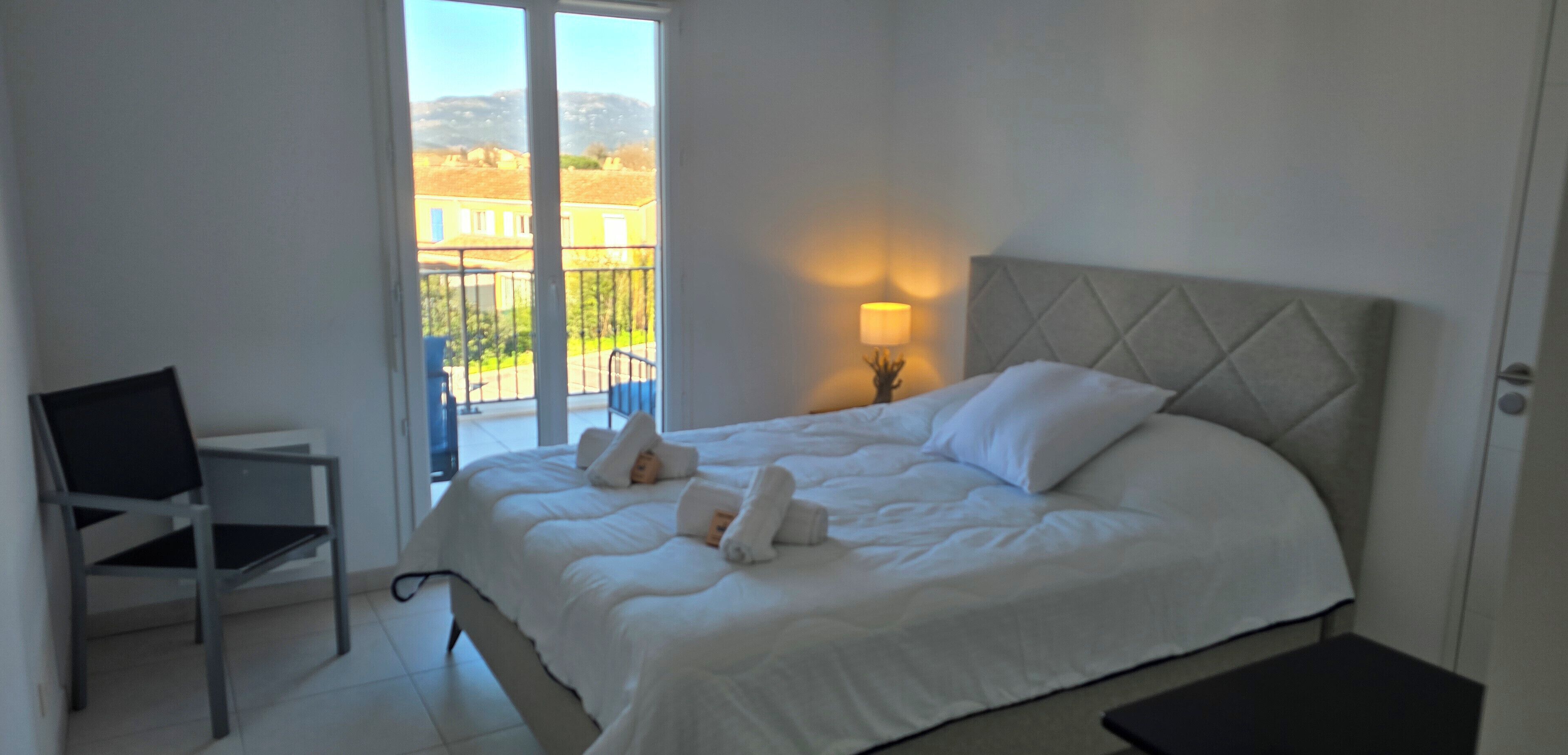 1 bedroom, WiFi, bed sheets