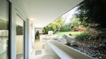 Comfort Apart Daire, Mutfak, Bahçe Manzaralı | Teras/veranda