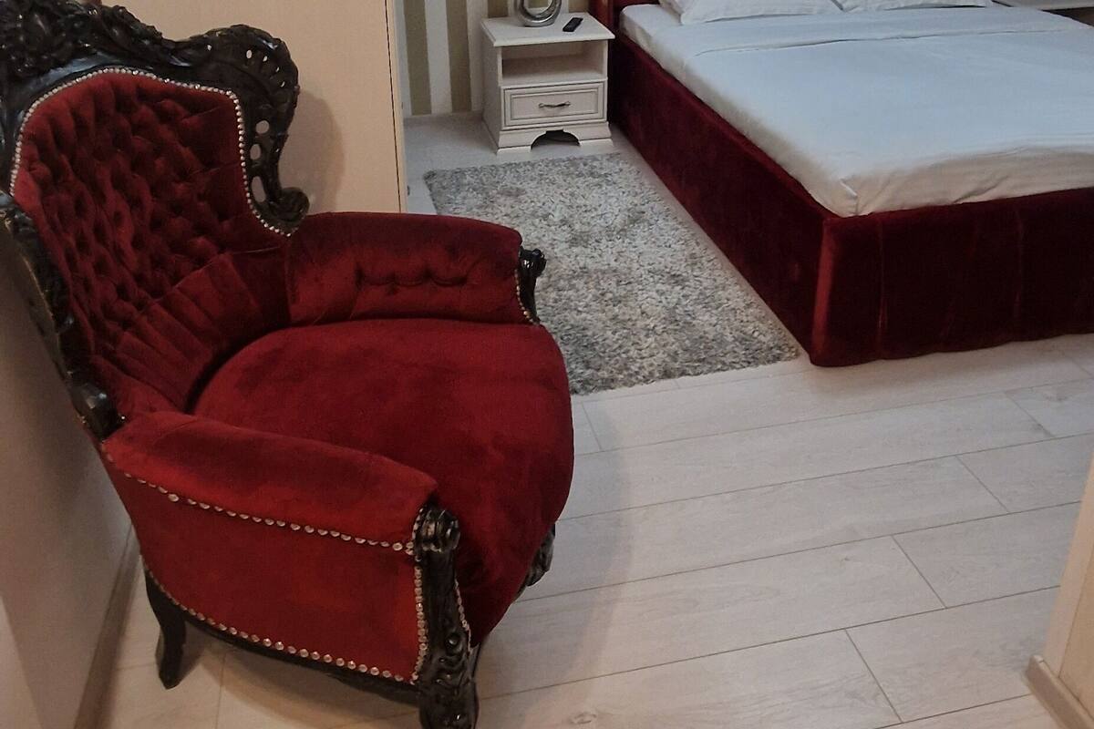 Comfort Apartment, Balcony, Garden View | Blackout drapes, soundproofing, iron/ironing board, WiFi (free)