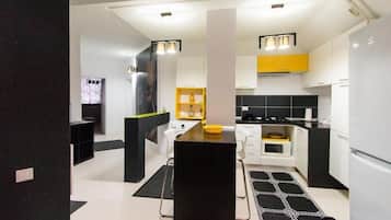 Apartemen Superior | 1 kamar tidur, tirai kedap cahaya, kedap suara, dan setrika/meja setrika