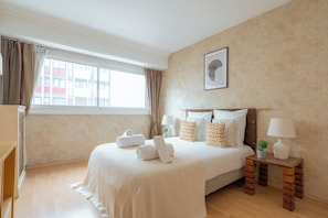 Apartment | 4 bedrooms, iron/ironing board, free WiFi - Magnifique 5 pieces au 15eme (Paris)