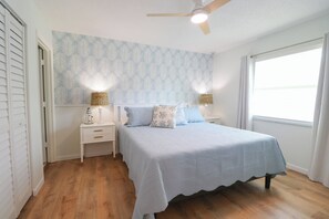 2 slaapkamers, een strijkplank/strijkijzer, wifi, beddengoed