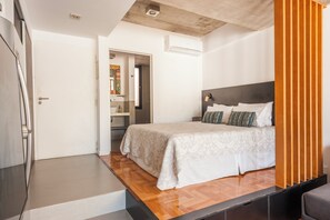 熨斗/熨衣板、搖籃/嬰兒床、免費無線上網、床單