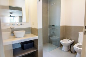 Studio Superior, ban công, quang cảnh thành phố | Phòng tắm