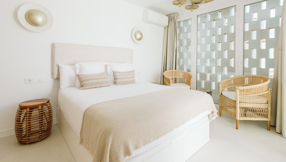 2 間睡房、熨斗/熨衫板、上網、床單