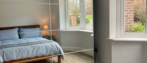 1 室のベッドルーム、アイロン / アイロン台、旅行用ベビーベッド、WiFi