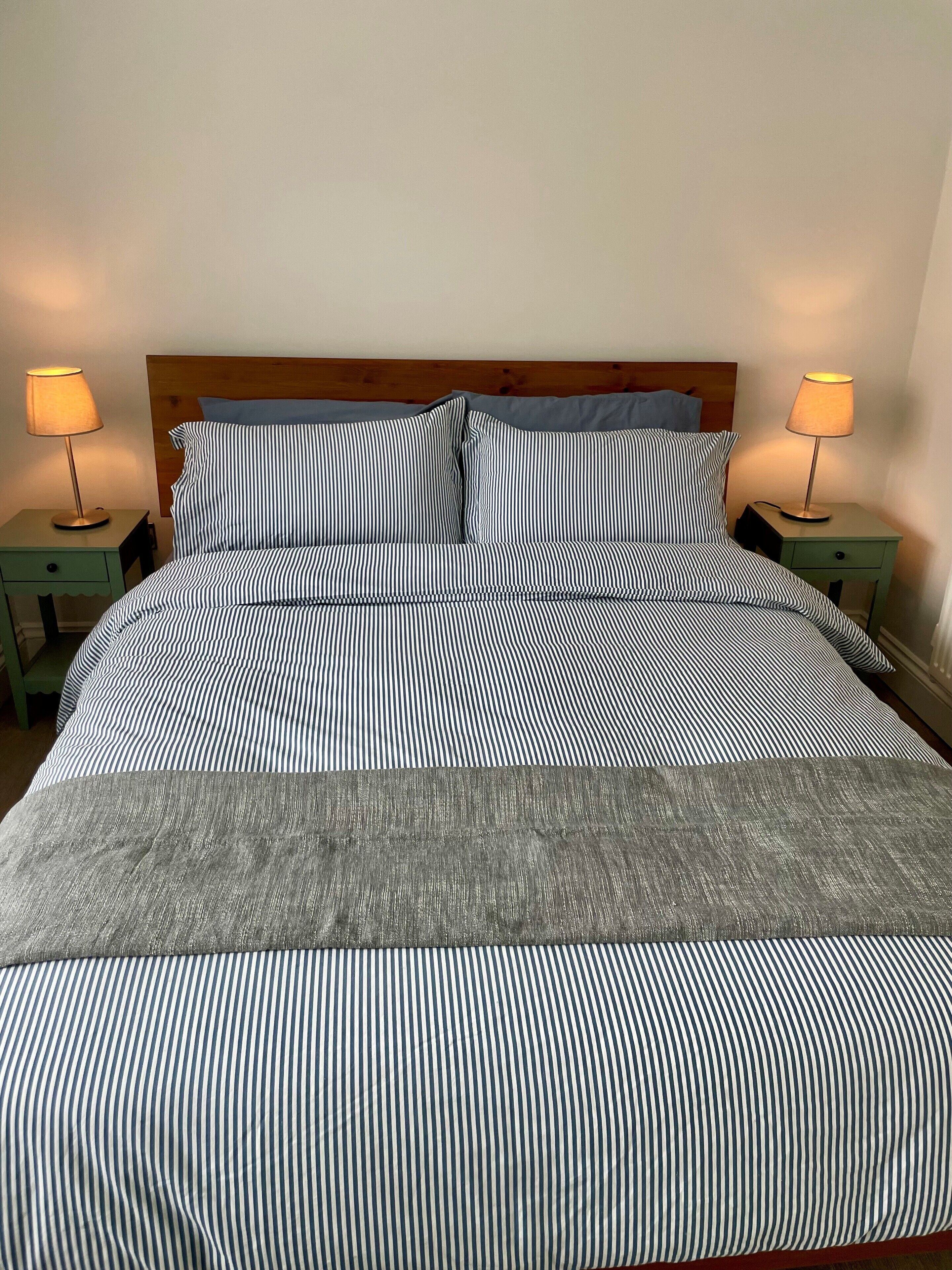 1 bedroom, iron/ironing board, travel crib, WiFi