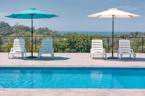 Outdoor pool - Tardes Doradas (Quepos)