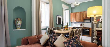 Una Smart TV, libros