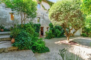 Garden - Le Clos des Chartreux (Villeneuve-lès-Avignon)