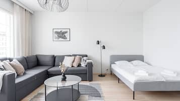 Family Apartment, Balcony, Courtyard View | Living area