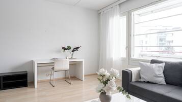 2 chambres, bureau, espace de travail pour ordinateur portable