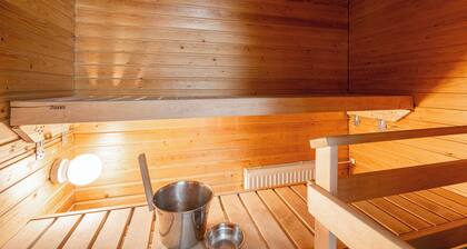 Lakefront Home near Downtown