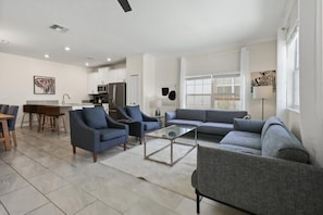 TV - 5 BD / 4 BA/  Champions Gate (8995 SD) (Champions Gate)