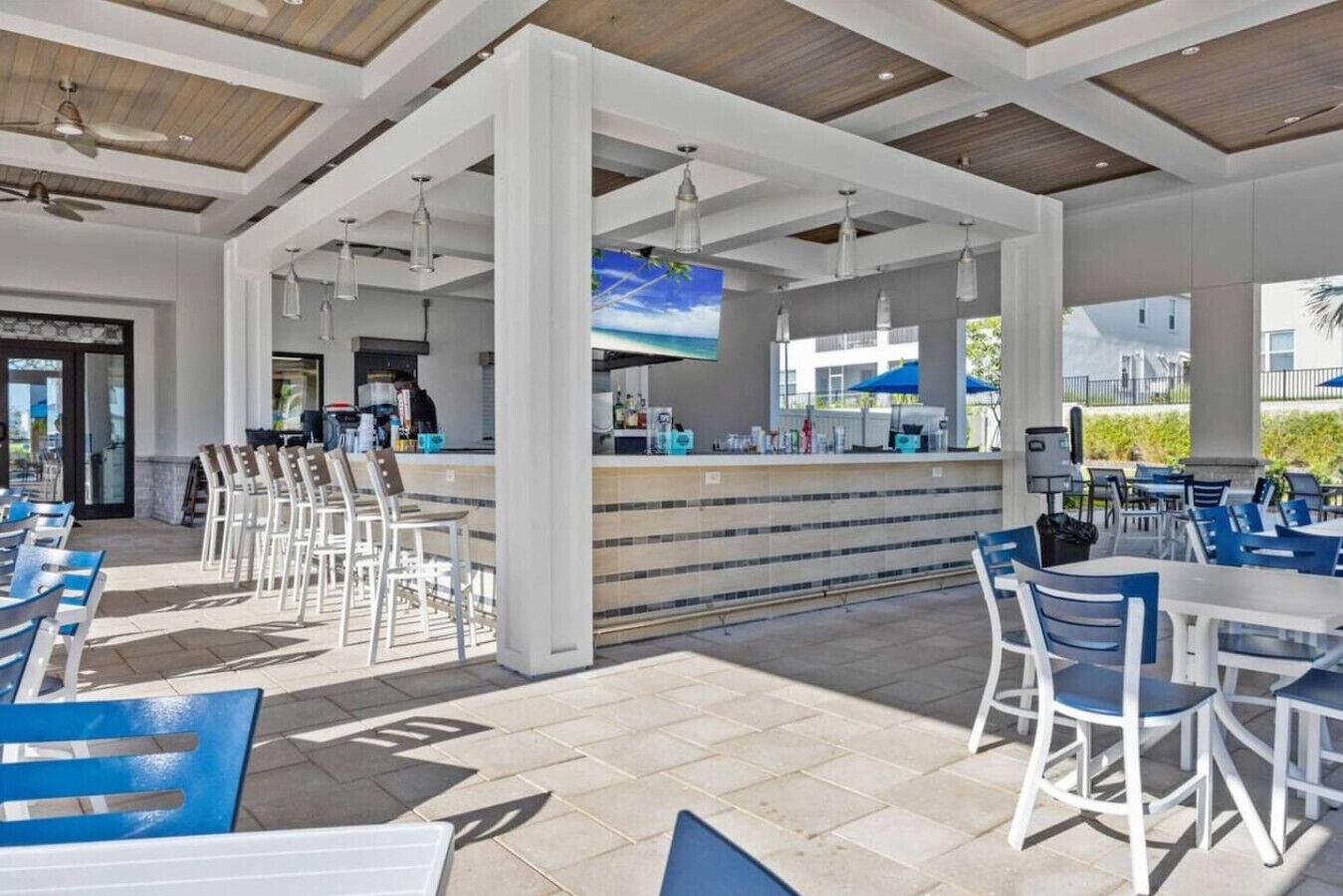 Bar (en la propiedad)