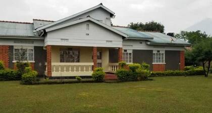 Make memories with the fam: Perfect vacation home. walking to top attraction.