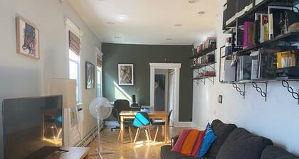 2-bedroom apartment in awesome Jersey City with AC, WiFi