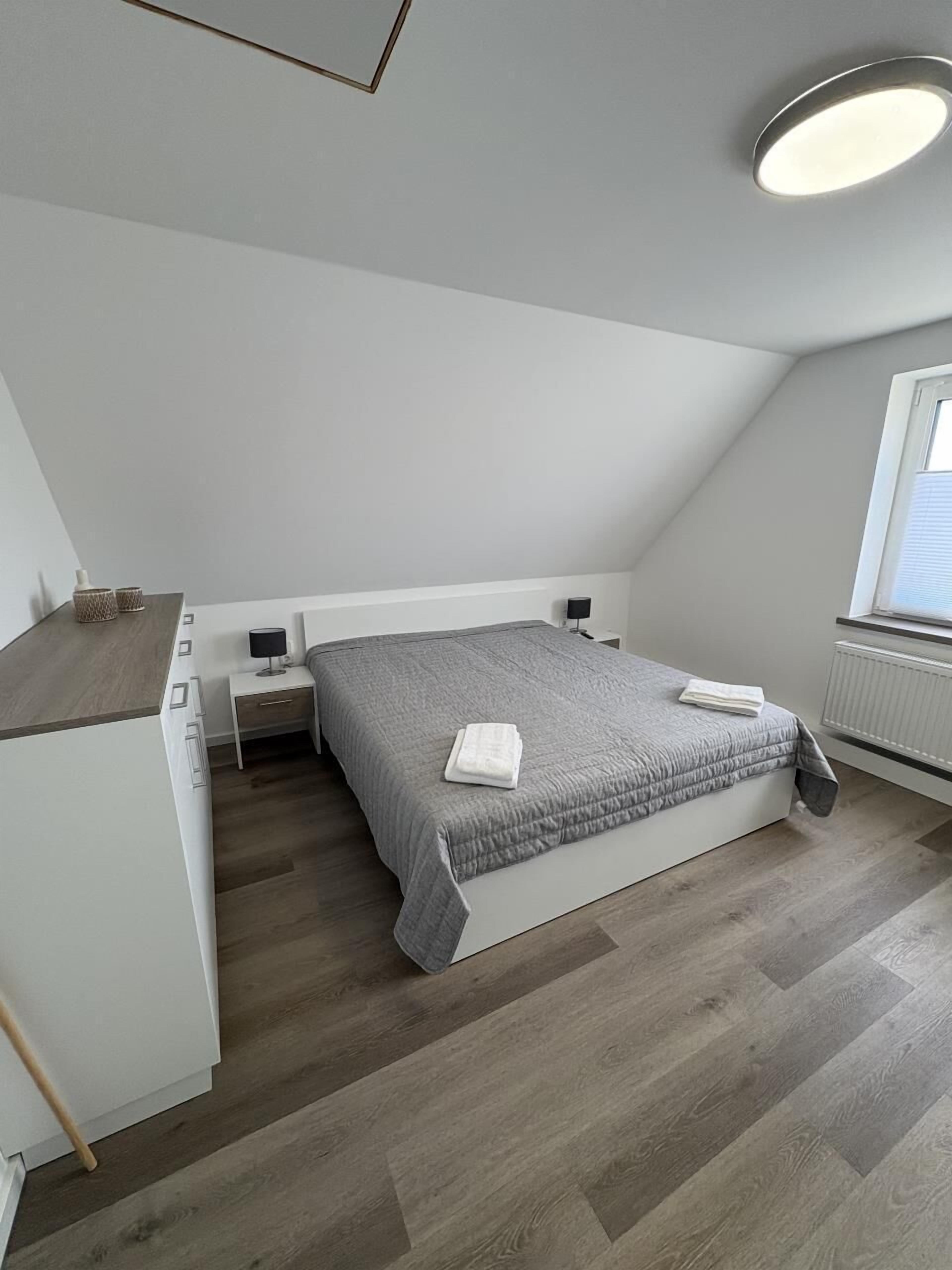 1 bedroom, iron/ironing board, free WiFi