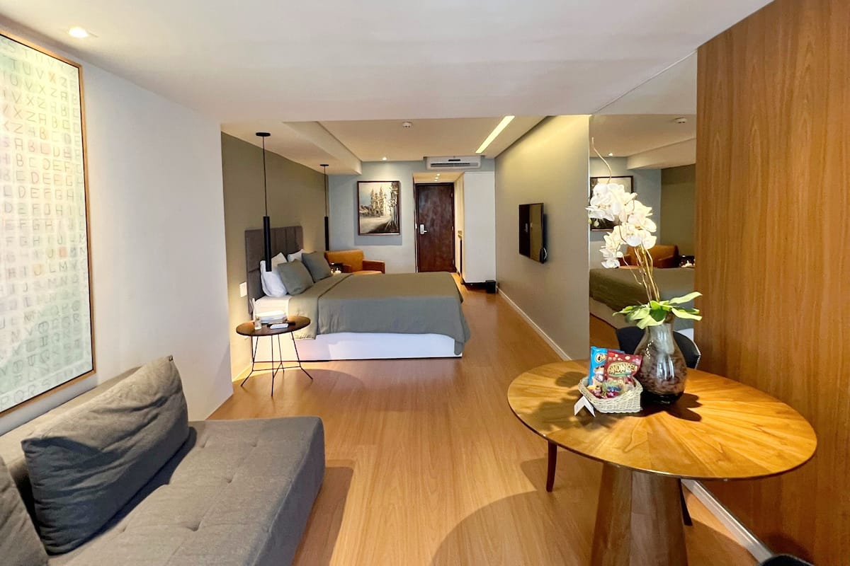 Phòng Suite Superior, quang cảnh biển | 1 phòng ngủ, bộ đồ giường kháng dị ứng, trang trí khác biệt