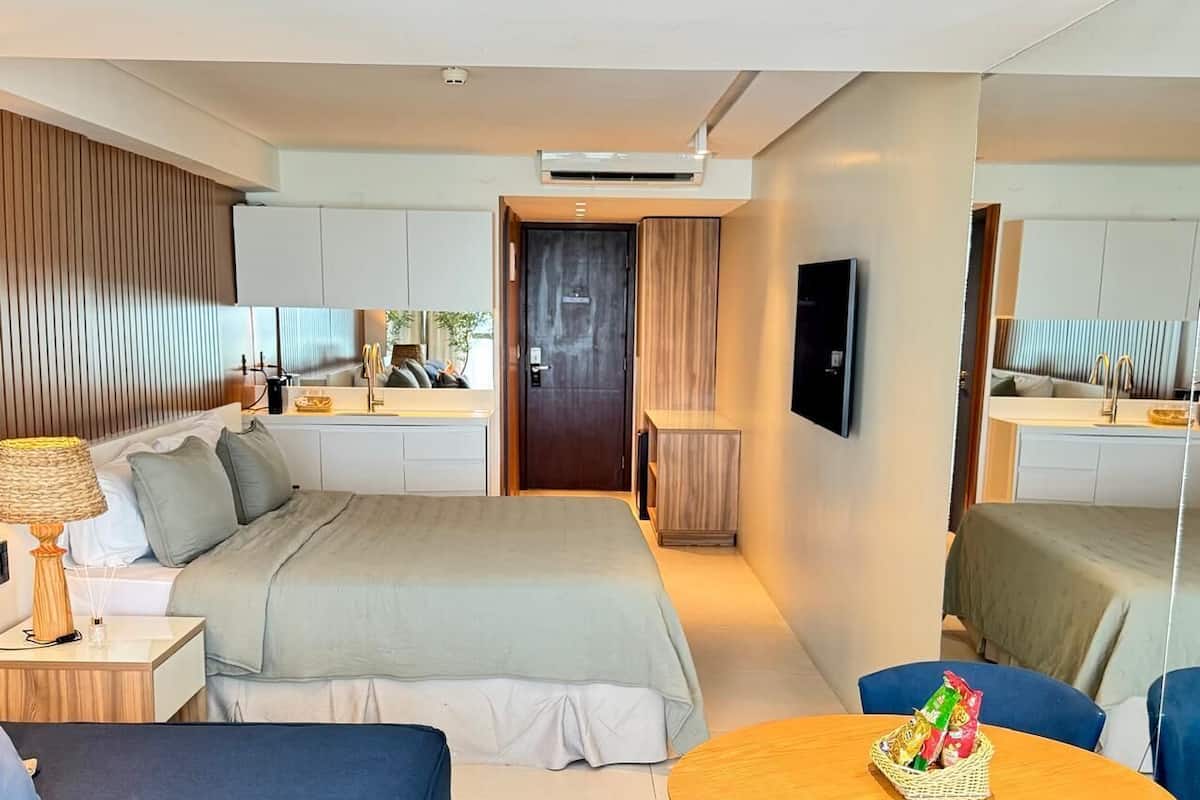 Phòng Suite phong cách lãng mạn | 1 phòng ngủ, bộ đồ giường kháng dị ứng, trang trí khác biệt