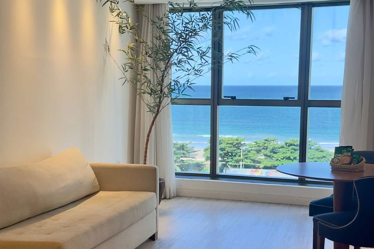 Classic Suite, Beach View | 1 bedroom, hypo-allergenic bedding, individually decorated