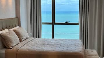 Departamento Deluxe, vista a la playa | Ropa de cama hipoalergénica y decoración personalizada