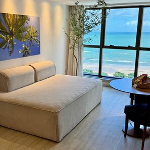 Familieleilighet, sjøutsikt | Allergitestet sengetøy, individuelt dekorert og individuelt innredet